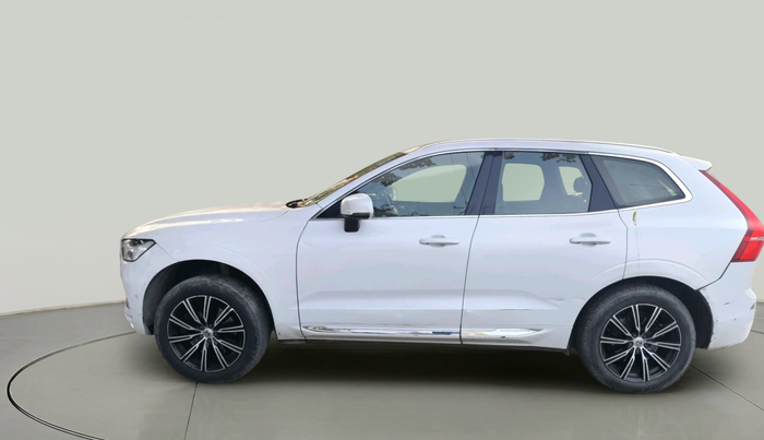 2018 Volvo XC 60 D5 INSCRIPTION, Diesel, Automatic, 2,57,641 km, exterior
