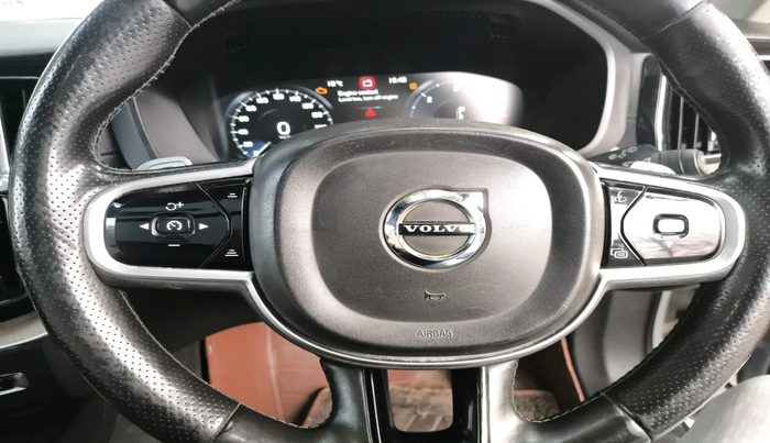 2018 Volvo XC 60 D5 INSCRIPTION, Diesel, Automatic, 2,57,641 km, interior