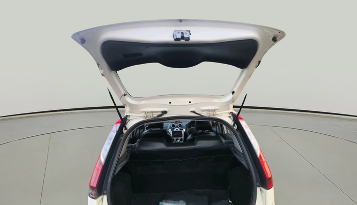 2011 Ford Figo TITANIUM 1.4 DIESEL, Diesel, Manual, 1,38,569 km, exterior