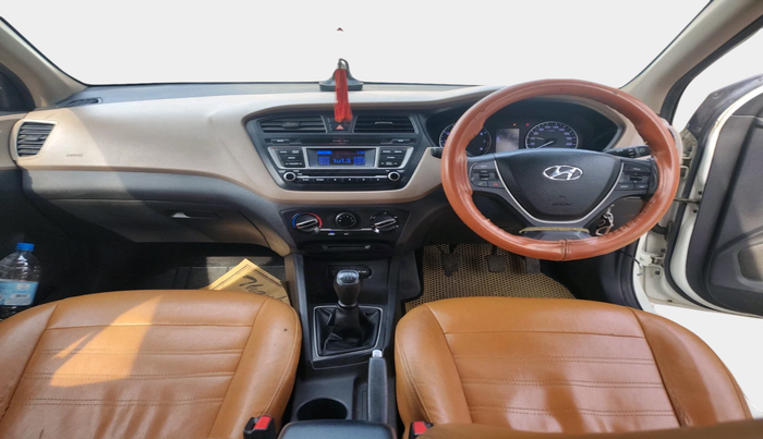 2016 Hyundai Elite i20 MAGNA 1.2, Petrol, Manual, 1,03,850 km, interior