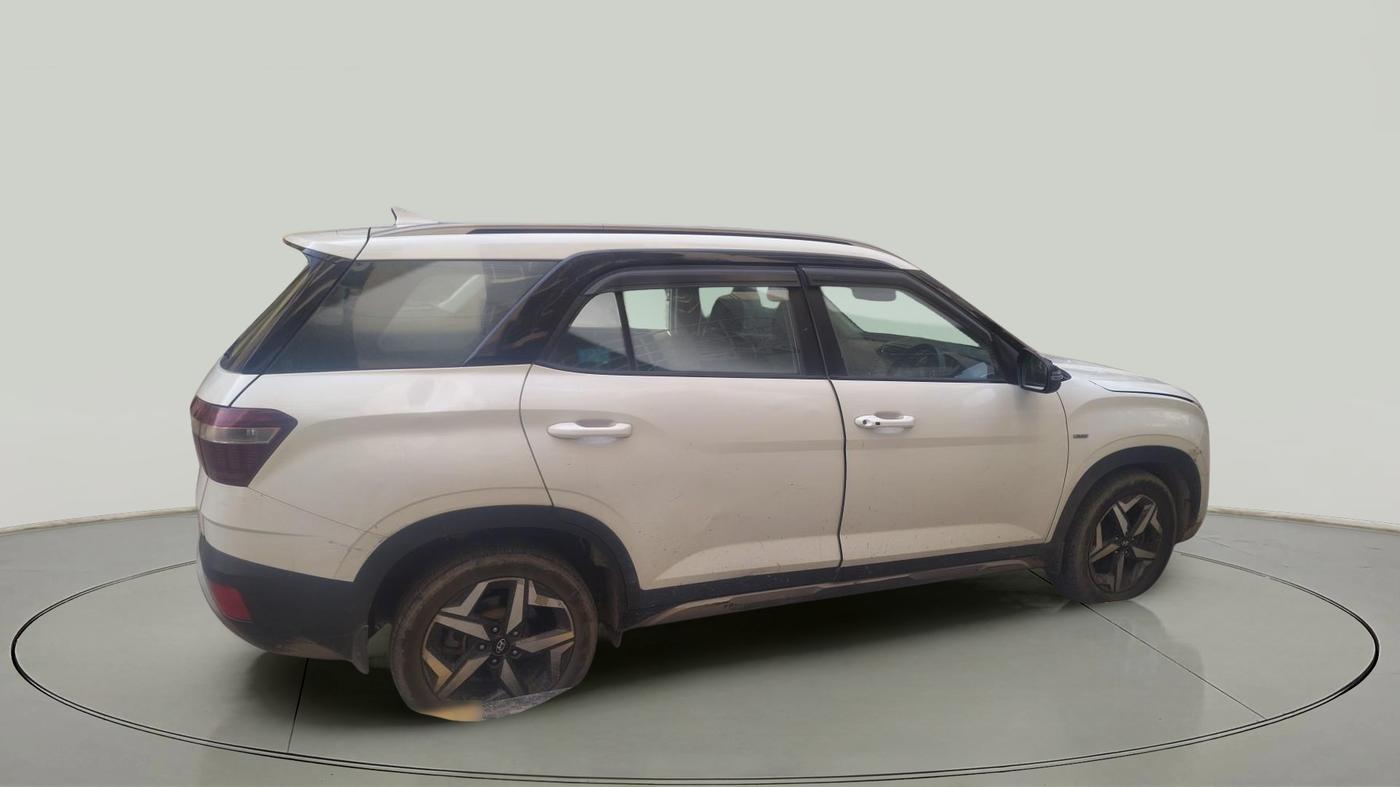 2022 Hyundai ALCAZAR PRESTIGE(O) EXE 1.5 AT 7STR, Diesel, Automatic, 1,35,876 km, exterior