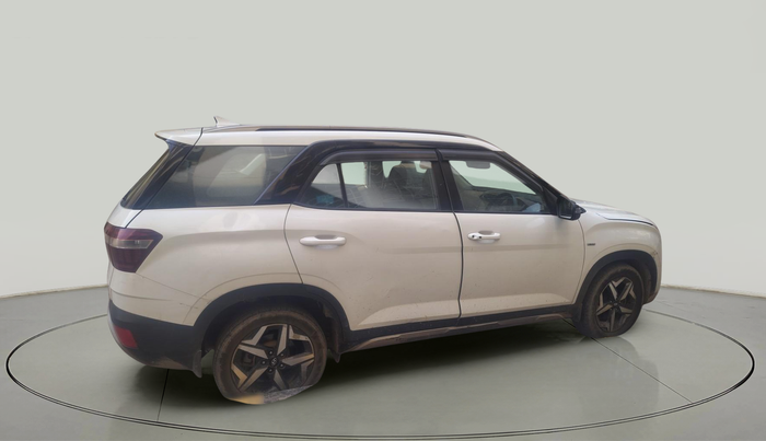 2022 Hyundai ALCAZAR PRESTIGE(O) EXE 1.5 AT 7STR, Diesel, Automatic, 1,35,876 km, exterior