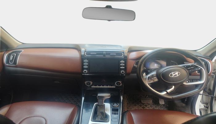 2022 Hyundai ALCAZAR PRESTIGE(O) EXE 1.5 AT 7STR, Diesel, Automatic, 1,35,876 km, interior