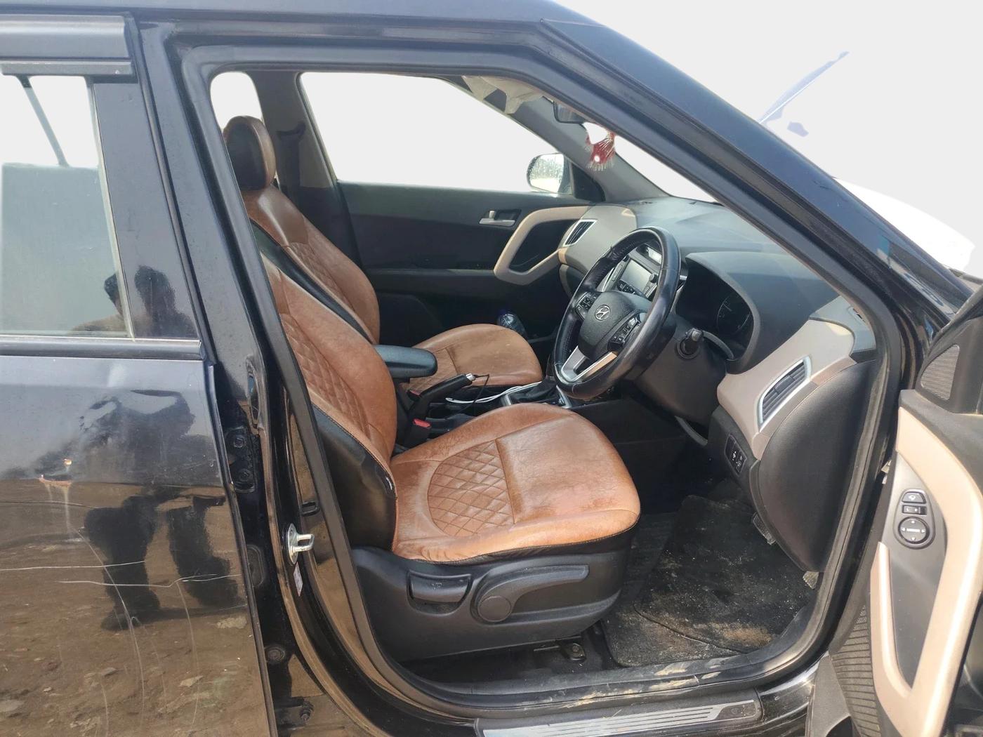 2018 Hyundai Creta SX AT 1.6 DIESEL, Diesel, Automatic, 1,00,904 km, interior