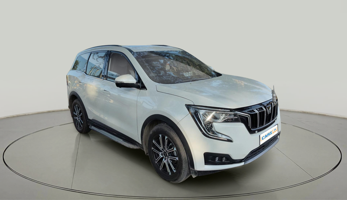 2025 Mahindra XUV700 AX7 Luxury Pack Diesel AT 7 STR, Diesel, Automatic, 5,818 km, exterior