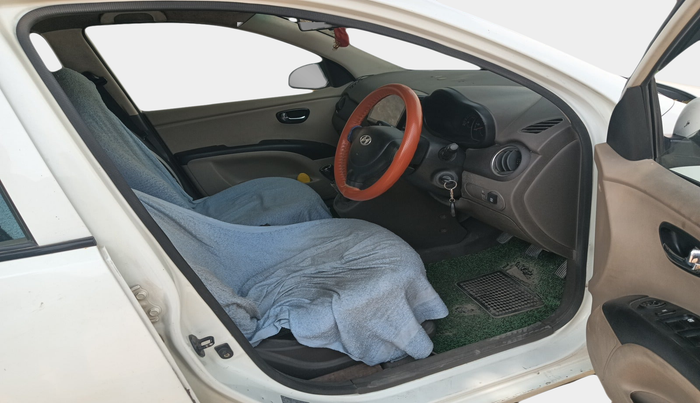 2010 Hyundai i10 MAGNA 1.2, Petrol, Manual, 1,50,965 km, interior