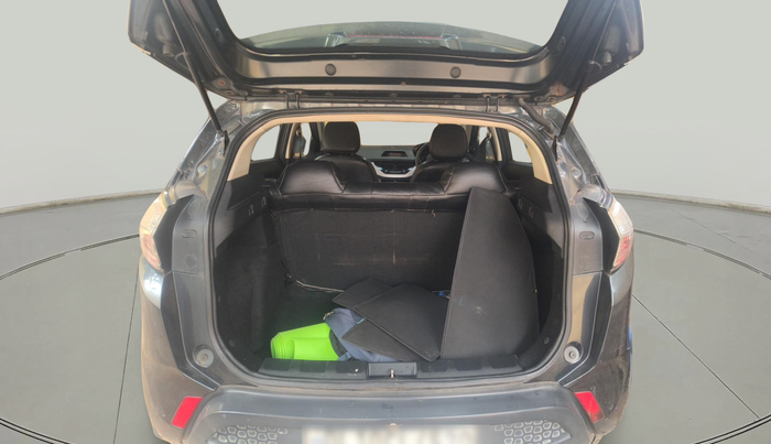 2018 Tata NEXON XMA DIESEL, Diesel, Automatic, 1,04,634 km, exterior