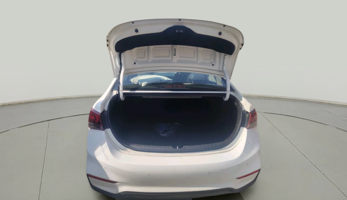 2017 Hyundai Verna 1.6 VTVT SX O, Petrol, Manual, 79,346 km, exterior