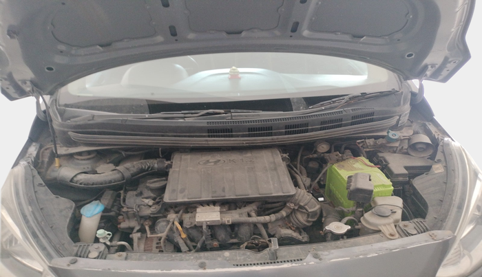 2017 Hyundai Xcent E+, Petrol, Manual, 1,49,339 km, exterior