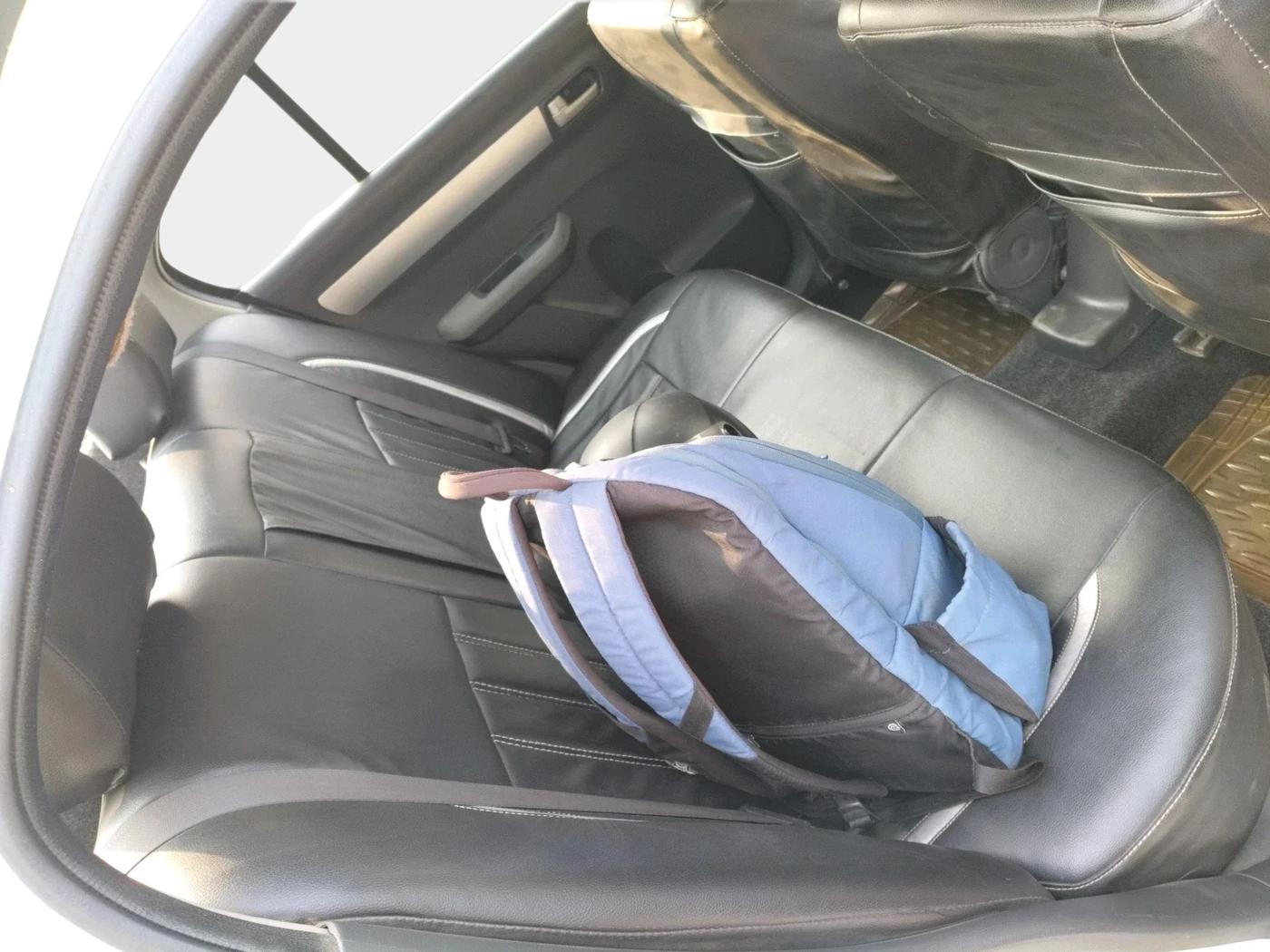 2011 Maruti Swift Dzire VXI, Petrol, Manual, 1,13,281 km, interior