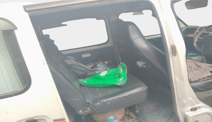 2017 Maruti Eeco 7 STR, Petrol, Manual, 1,48,164 km, interior