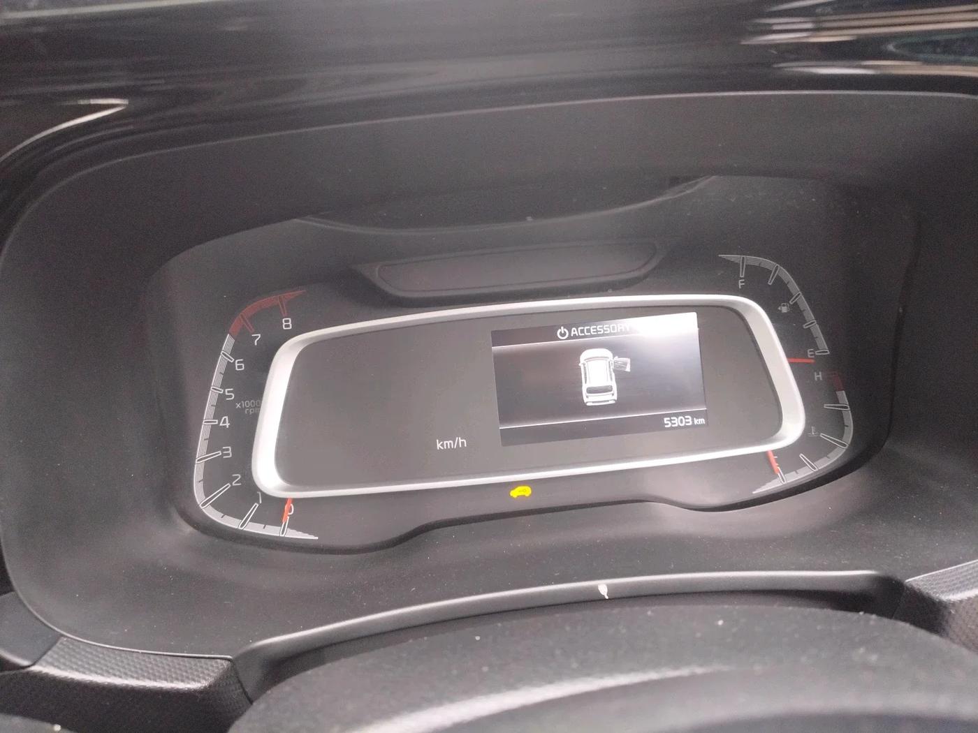 2024 KIA SONET HTK PLUS 1.0 TURBO PETROL IMT, Petrol, Manual, 5,303 km, interior