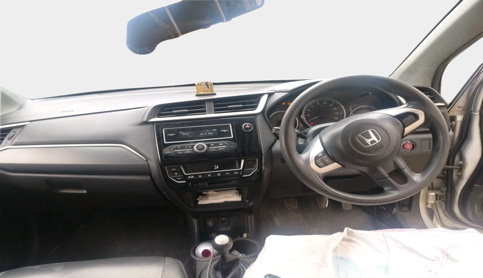 2016 Honda BR-V 1.5L I- DTEC V, Diesel, Manual, 2,24,545 km, interior