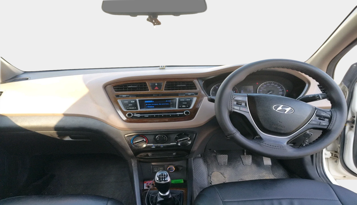 2016 Hyundai Elite i20 MAGNA 1.4 CRDI, Diesel, Manual, 1,17,625 km, interior