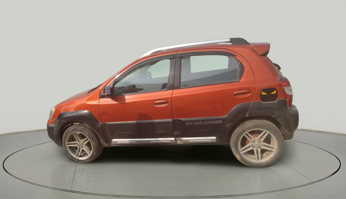 2016 Toyota Etios CROSS 1.2 G, Petrol, Manual, 93,640 km, exterior