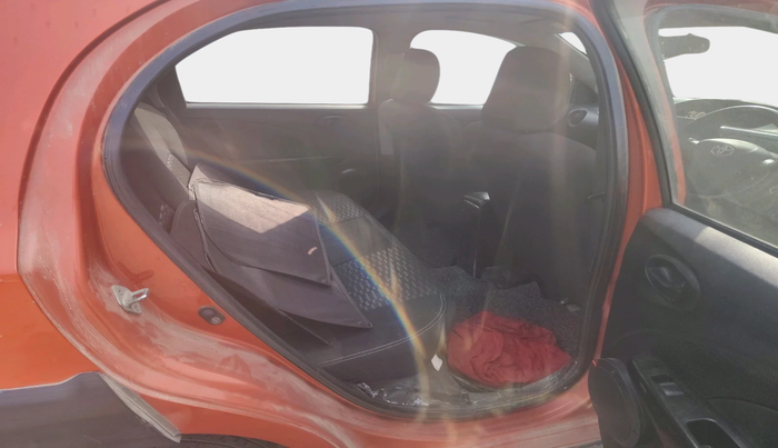 2016 Toyota Etios CROSS 1.2 G, Petrol, Manual, 93,640 km, interior