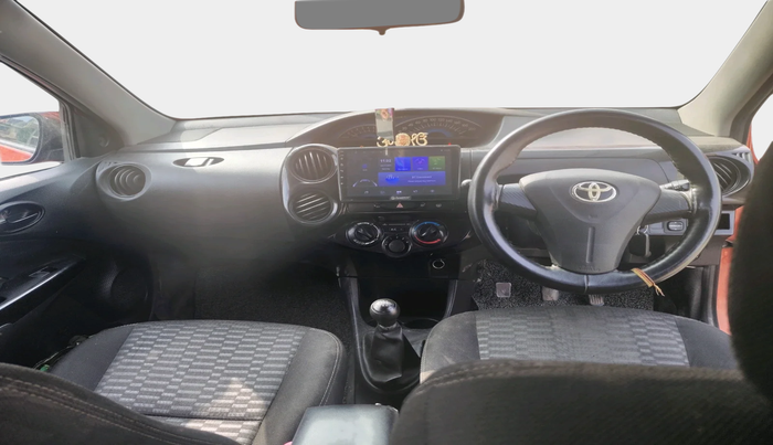2016 Toyota Etios CROSS 1.2 G, Petrol, Manual, 93,640 km, interior