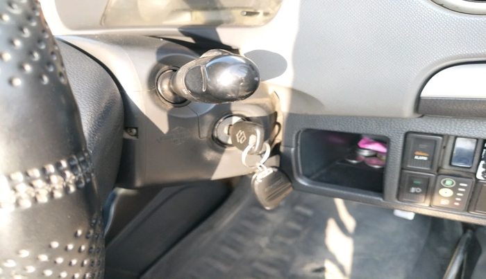 2012 Maruti Wagon R 1.0 LXI CNG, Petrol, Manual, 2,03,491 km, interior