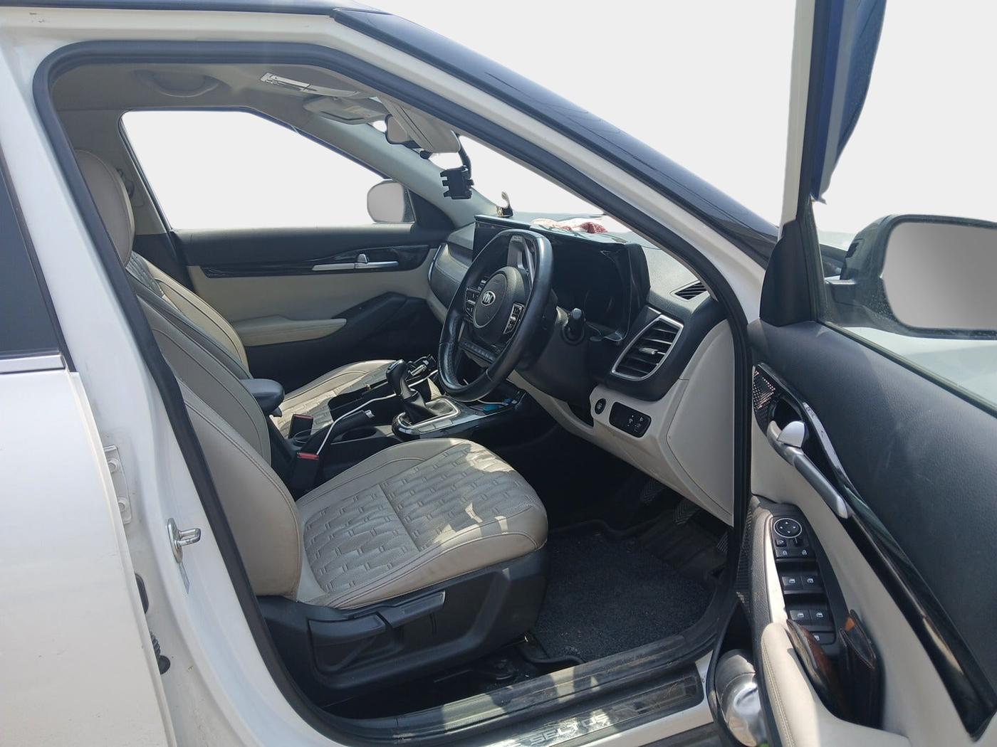 2019 KIA SELTOS HTX 1.5 PETROL, Petrol, Manual, 69,000 km, interior