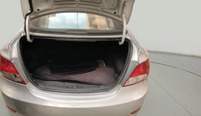 2011 Hyundai Verna FLUIDIC 1.6 VTVT SX, Petrol, Manual, 1,13,789 km, exterior