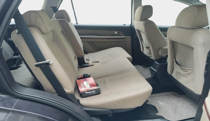2011 Tata Aria PRESTIGE 4X4, Diesel, Manual, 1,08,600 km, interior