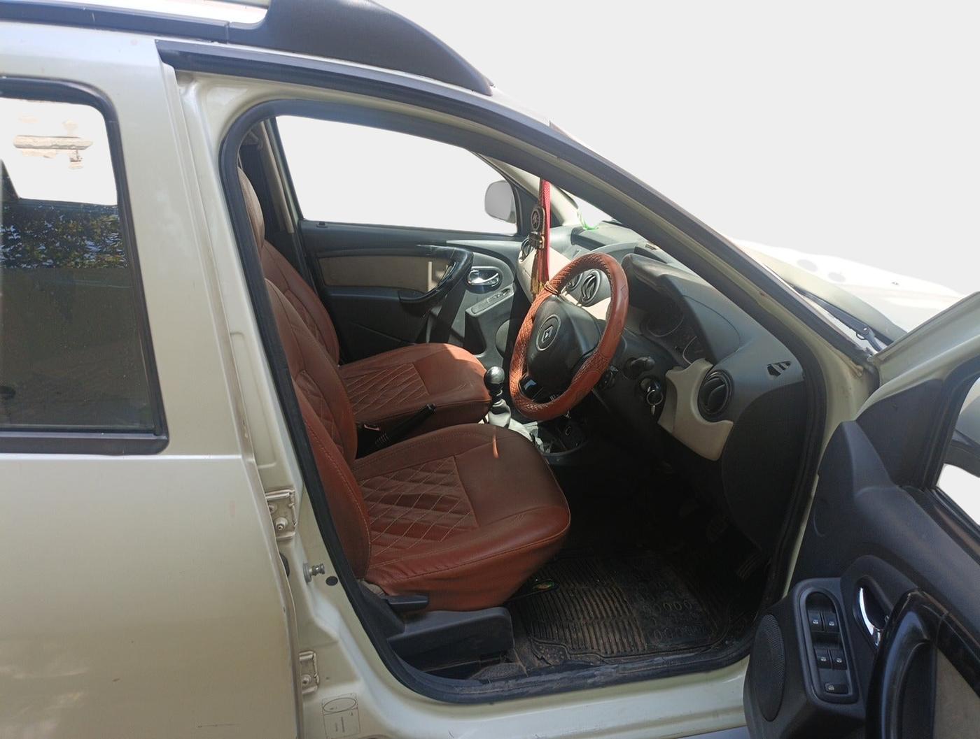 2012 Renault Duster 110 PS RXZ DIESEL, Diesel, Manual, 1,58,116 km, interior