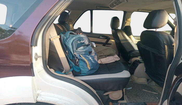 2015 Tata Safari Storme 2.2 EX 4X2, Diesel, Manual, 1,12,251 km, interior