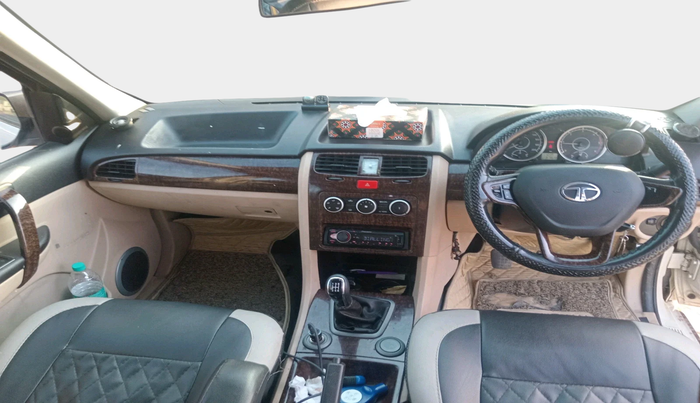 2015 Tata Safari Storme 2.2 EX 4X2, Diesel, Manual, 1,12,251 km, interior