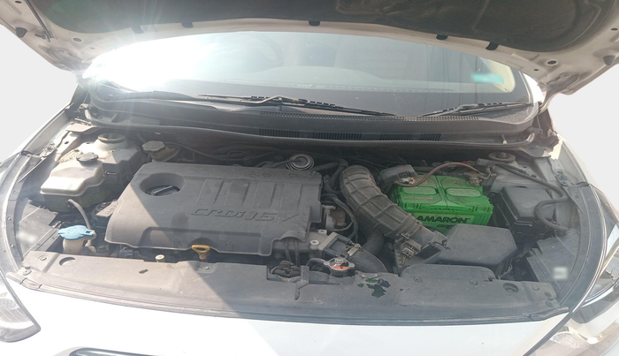 2014 Hyundai Verna FLUIDIC 1.6 CRDI SX, Diesel, Manual, 1,42,052 km, exterior