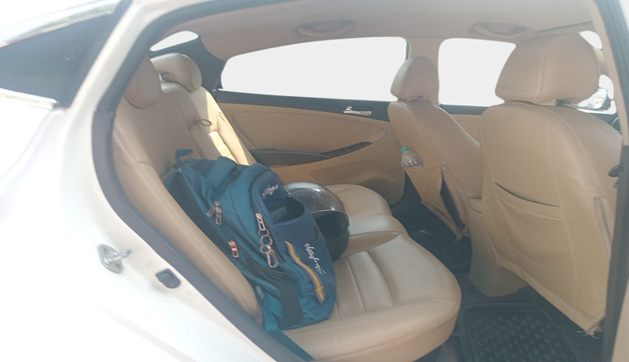 2014 Hyundai Verna FLUIDIC 1.6 CRDI SX, Diesel, Manual, 1,42,052 km, interior