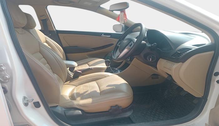 2014 Hyundai Verna FLUIDIC 1.6 CRDI SX, Diesel, Manual, 1,42,052 km, interior