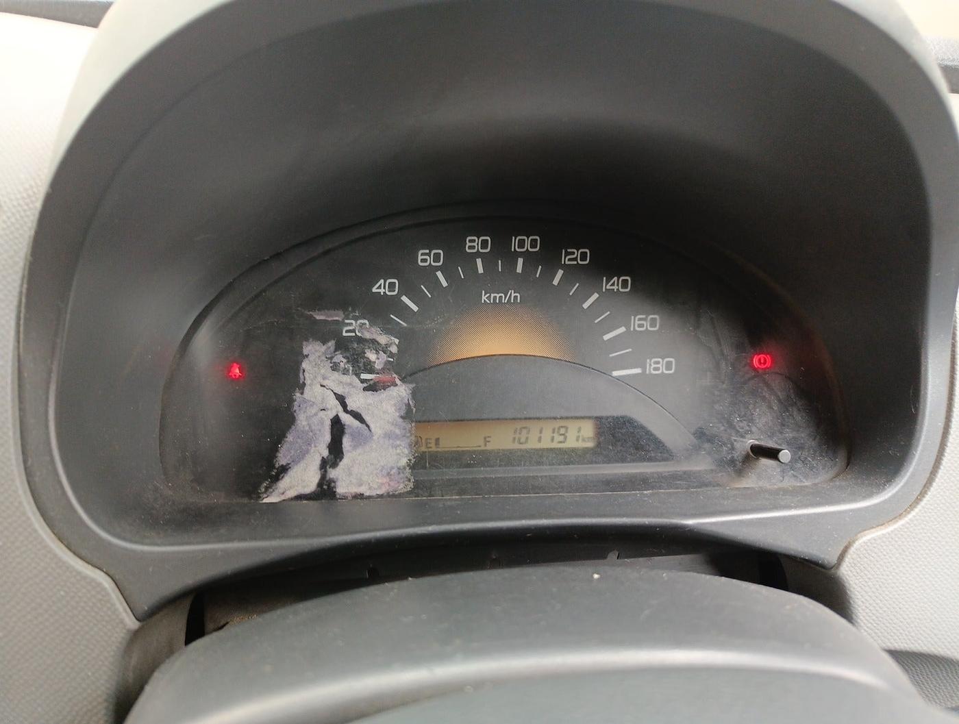 2011 Maruti Wagon R 1.0 LXI, Petrol, Manual, 1,01,191 km, interior