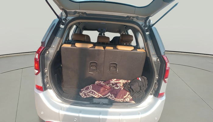 2020 Mahindra XUV500 W7, Diesel, Manual, 45,166 km, exterior