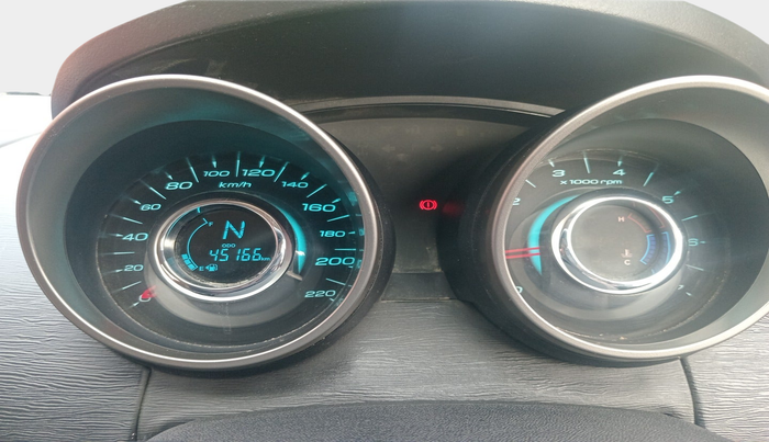 2020 Mahindra XUV500 W7, Diesel, Manual, 45,166 km, interior