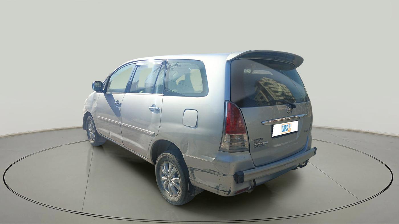 2011 Toyota Innova V 2.5 8 STR, Diesel, Manual, 2,73,738 km, exterior
