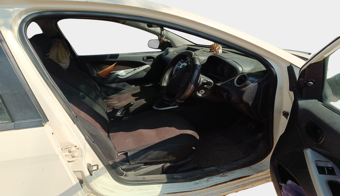 2011 Ford Figo ZXI 1.4 DIESEL, Diesel, Manual, 1,18,801 km, interior