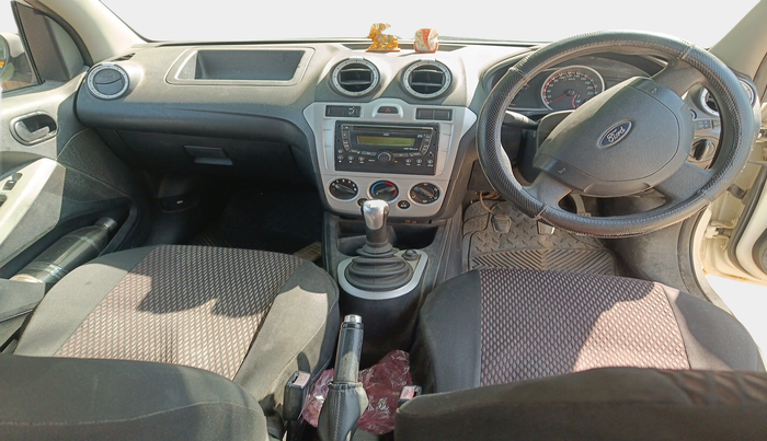 2011 Ford Figo ZXI 1.4 DIESEL, Diesel, Manual, 1,18,801 km, interior