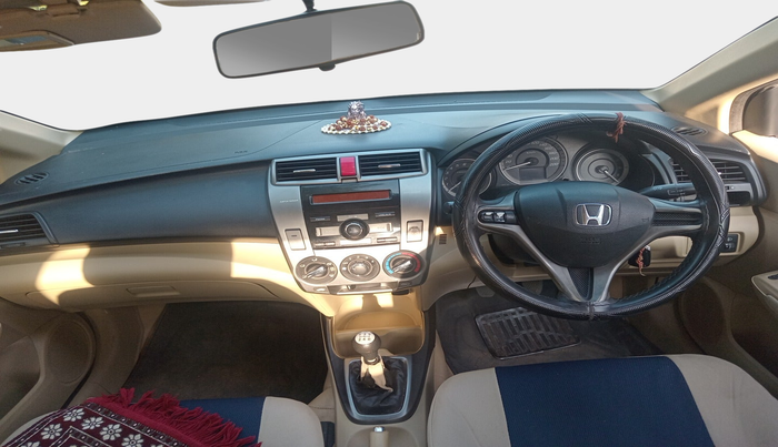 2013 Honda City 1.5L I-VTEC S MT, Petrol, Manual, 1,15,834 km, interior