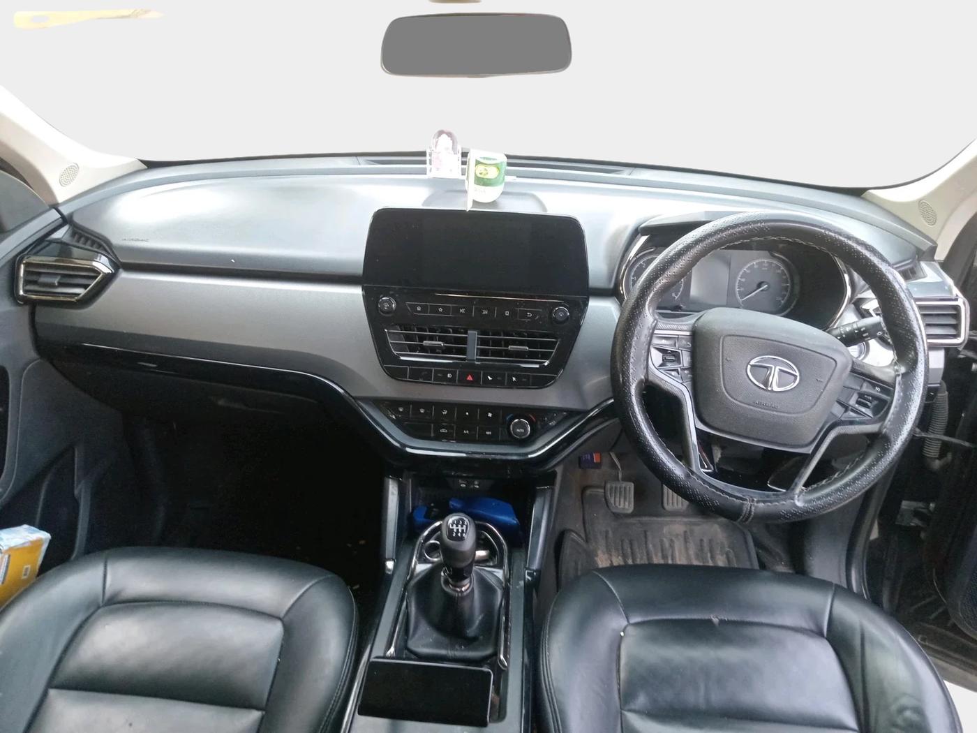2023 Tata Harrier XT PLUS 2.0L KRYOTEC, Diesel, Manual, 46,088 km, interior