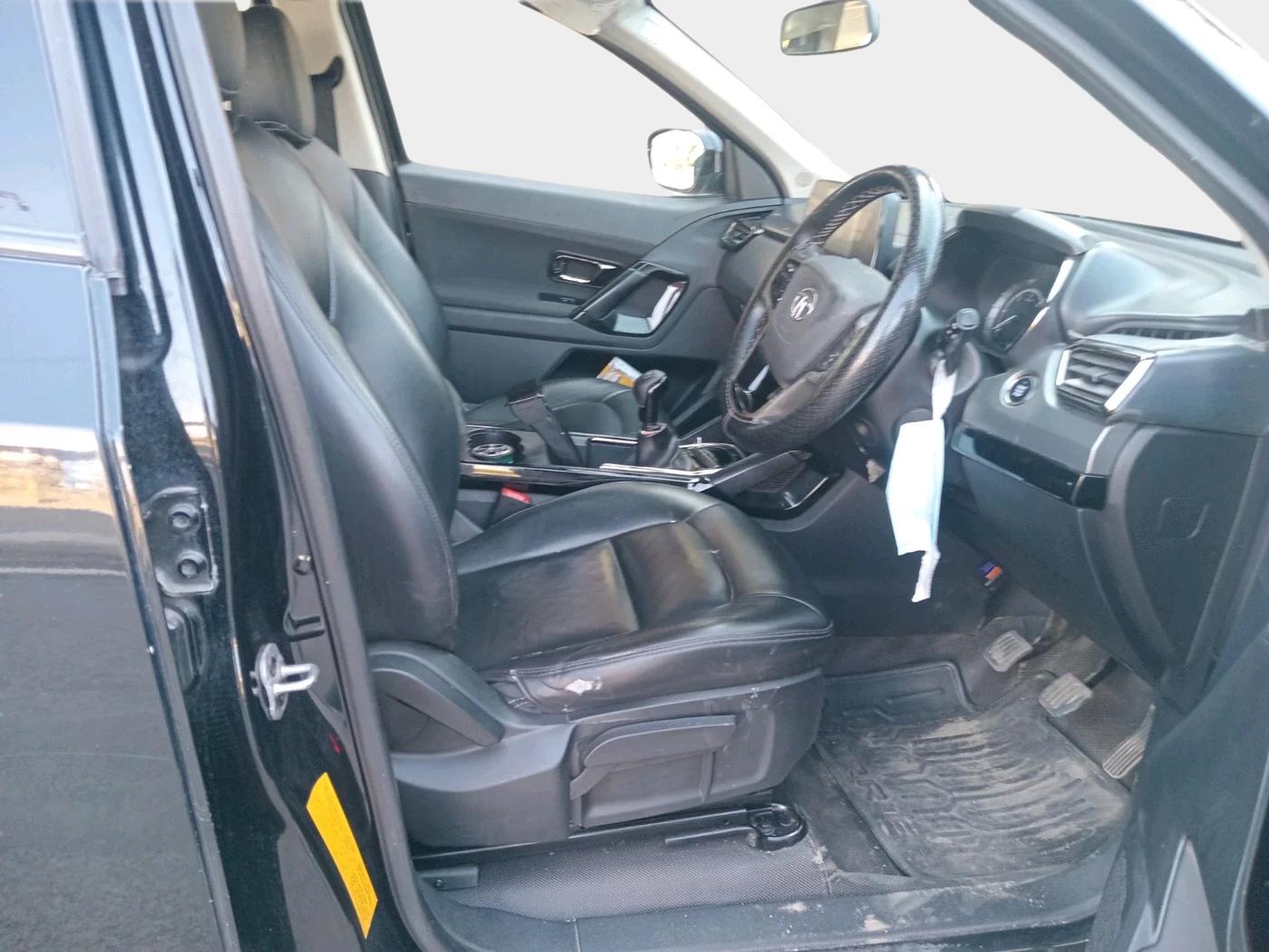 2023 Tata Harrier XT PLUS 2.0L KRYOTEC, Diesel, Manual, 46,088 km, interior