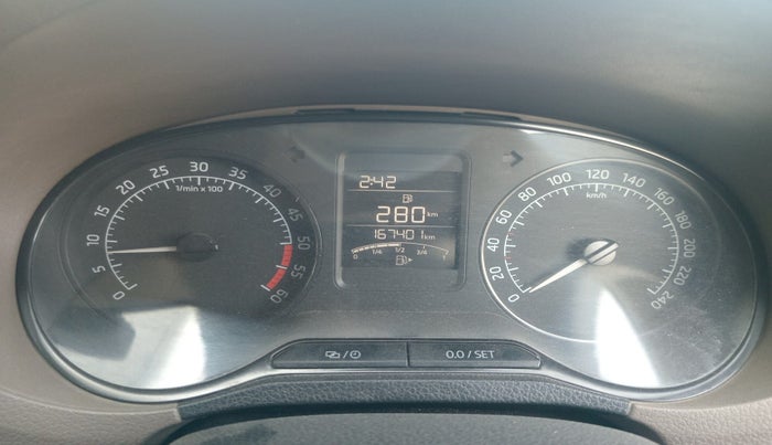 2015 Skoda Rapid 1.5 TDI CR ELEGANCE PLUS, Diesel, Manual, 1,67,401 km, interior