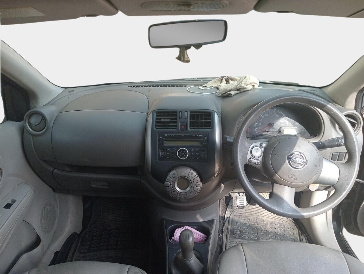 2013 Nissan Sunny XL DIESEL, Diesel, Manual, 65,087 km, interior