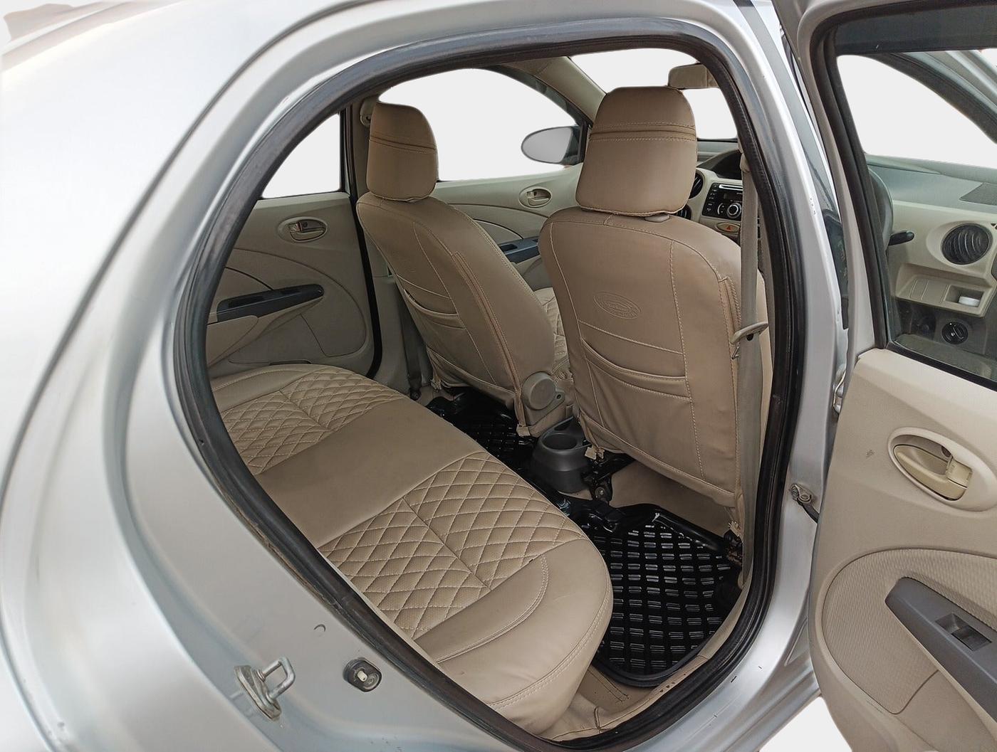 2014 Toyota Etios GD, Diesel, Manual, 1,18,735 km, interior