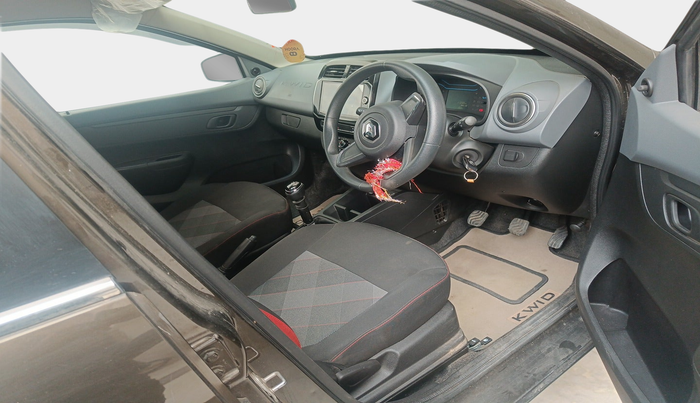 2020 Renault Kwid RXT 1.0 (O), Petrol, Manual, 11,331 km, interior
