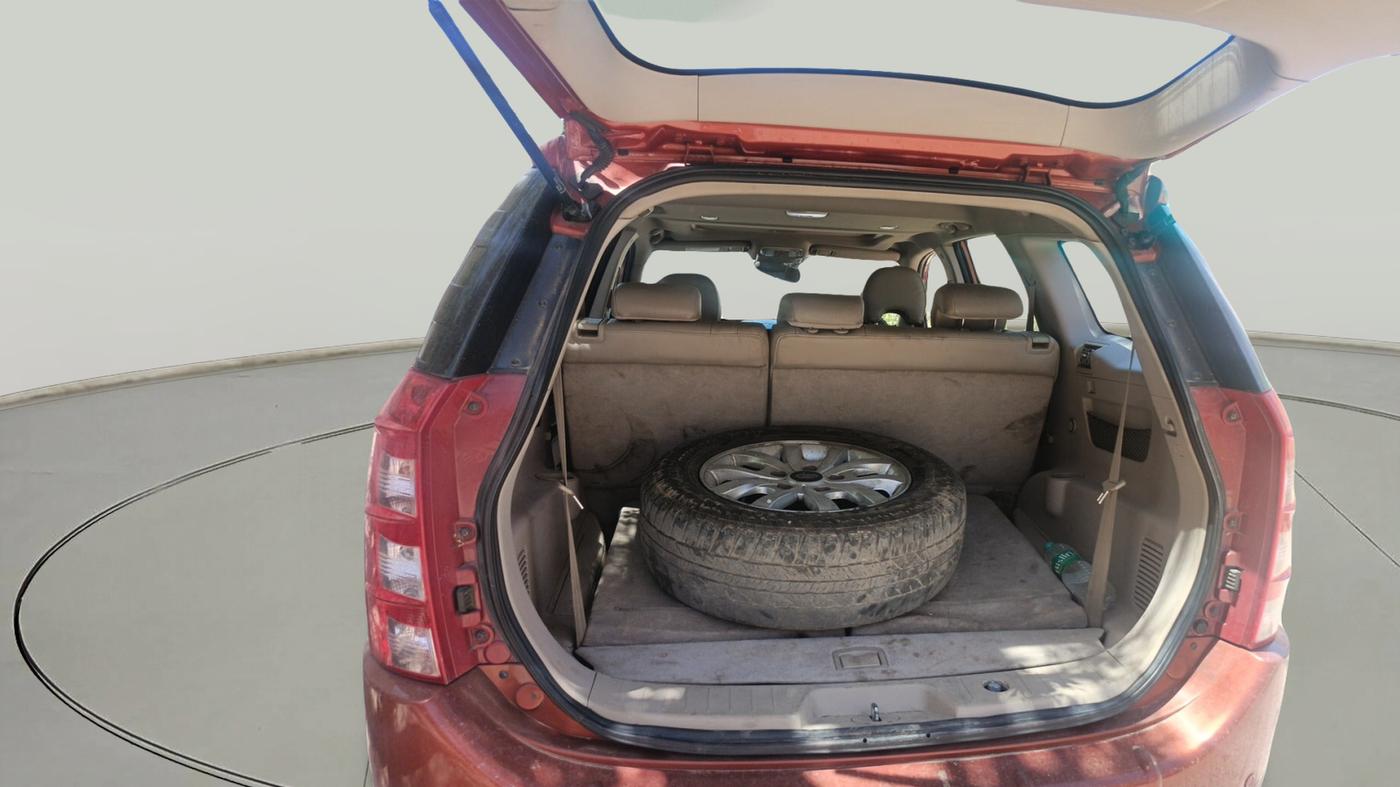 2017 Mahindra XUV500 W10 AT, Diesel, Automatic, 1,20,850 km, exterior