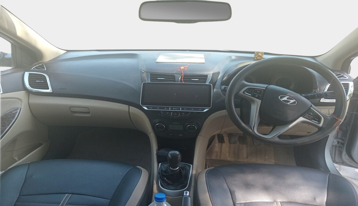 2012 Hyundai Verna FLUIDIC 1.6 CRDI SX, Diesel, Manual, 1,25,155 km, interior