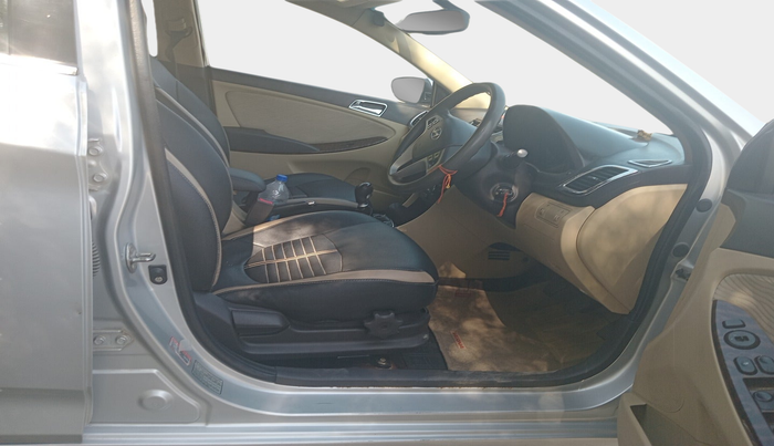 2012 Hyundai Verna FLUIDIC 1.6 CRDI SX, Diesel, Manual, 1,25,155 km, interior