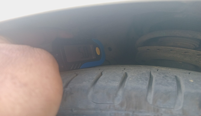 2012 Hyundai Verna FLUIDIC 1.6 CRDI SX, Diesel, Manual, 1,25,155 km, tyre