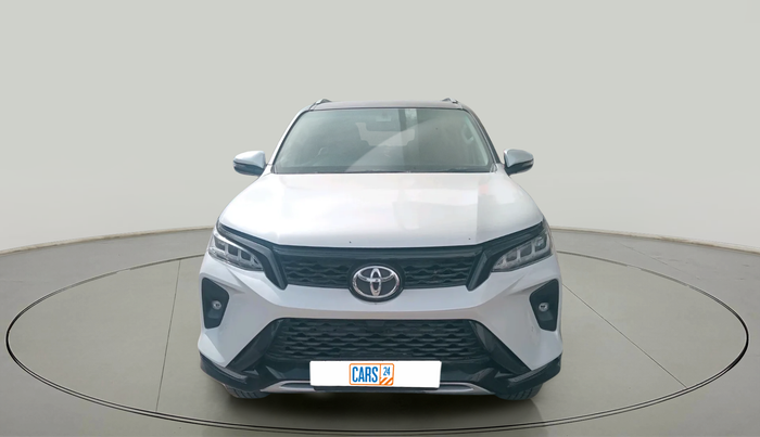 2024 Toyota Fortuner 4X2 AT 2.8 LEGENDER, Diesel, Automatic, 7,194 km, exterior