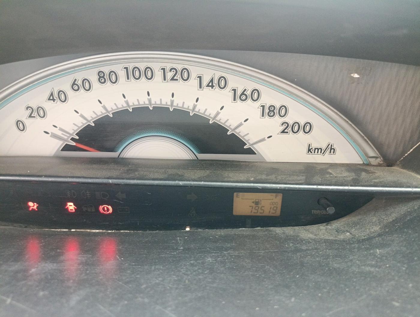2011 Toyota Etios G, Petrol, Manual, 1,42,045 km, interior